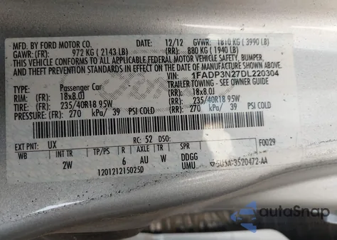 2013 Ford Focus Titanium z USA, uszkodzony, nr VIN 1FADP3N27DL220304